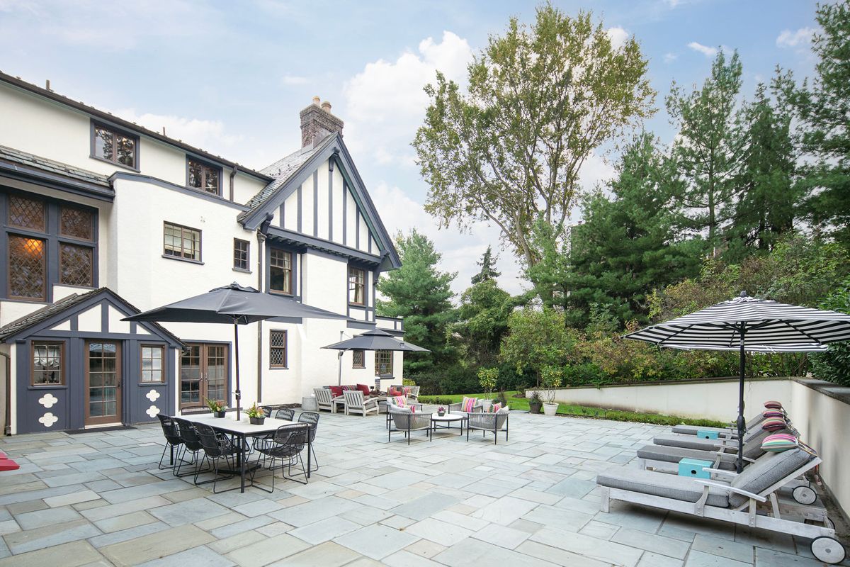 Outdoor dining on the bluestone patio at 184 Upper Mountain Avenue